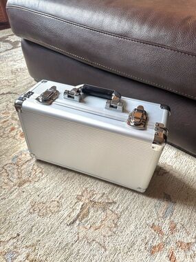 Two-Bottle Wine and Spirits Personal Carrying Case